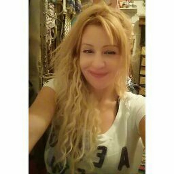 Meet your Posher, Jessica - Picture 1 of 1